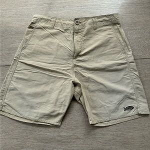 AFTCO Everyday Fishing Shorts – Size 32 – Khaki – Good Condition
